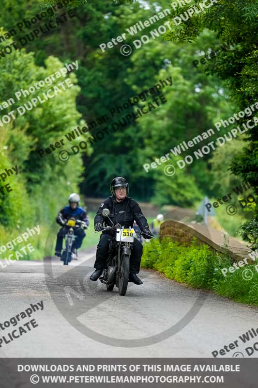 Vintage motorcycle club;eventdigitalimages;no limits trackdays;peter wileman photography;vintage motocycles;vmcc banbury run photographs